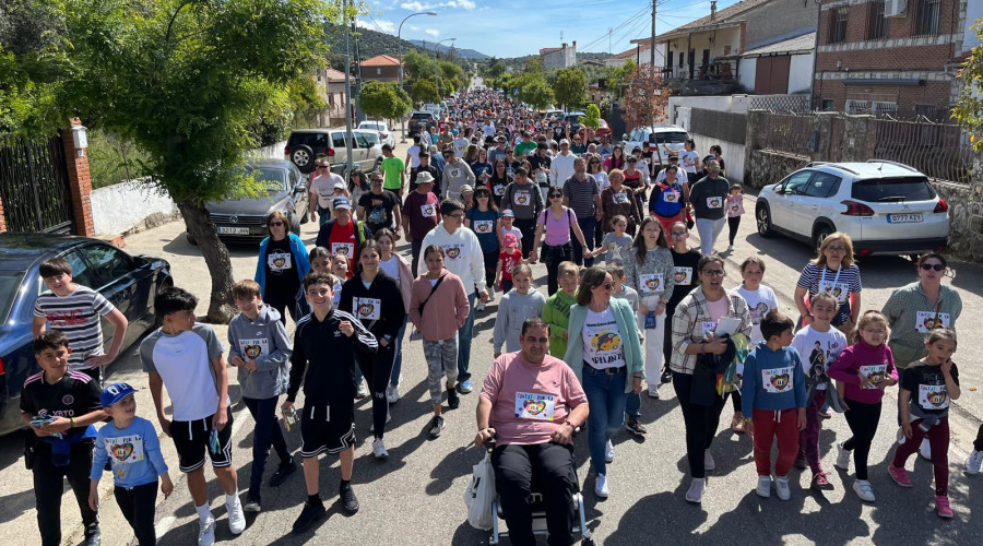 Un millar de personas se unen en Pelahustán para colaborar en la investigación de la ELA